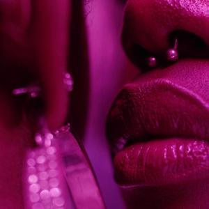 农村人孩子吃母乳
